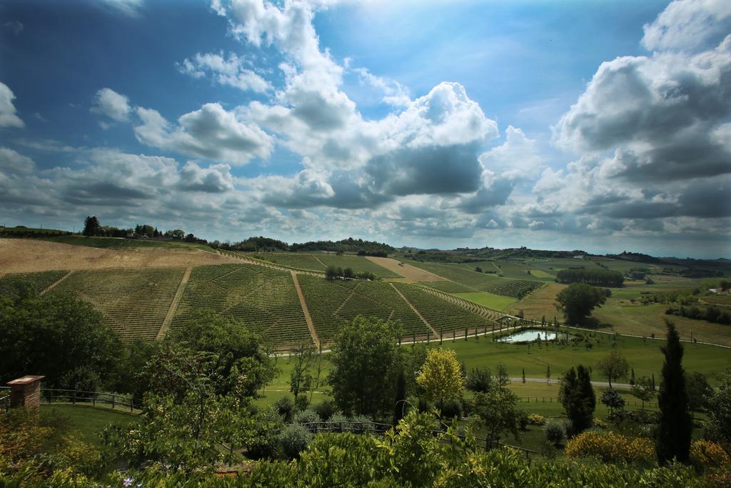 Relais Di Tenuta Santa Caterina B&B Grazzano Badoglio Exterior foto